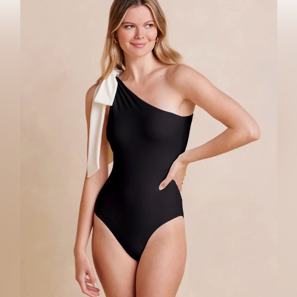 Summersalt Bow-Shoulder Ruched Sidestroke - Sea Urchin White Sand Size 6 LT